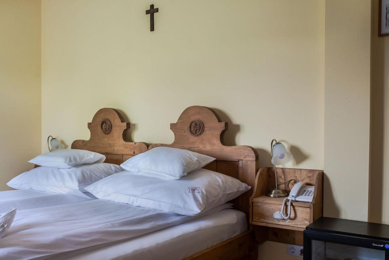 Szent Gellert Borhaz Es Vendegfogado Bed & Breakfast Makó Eksteriør bilde