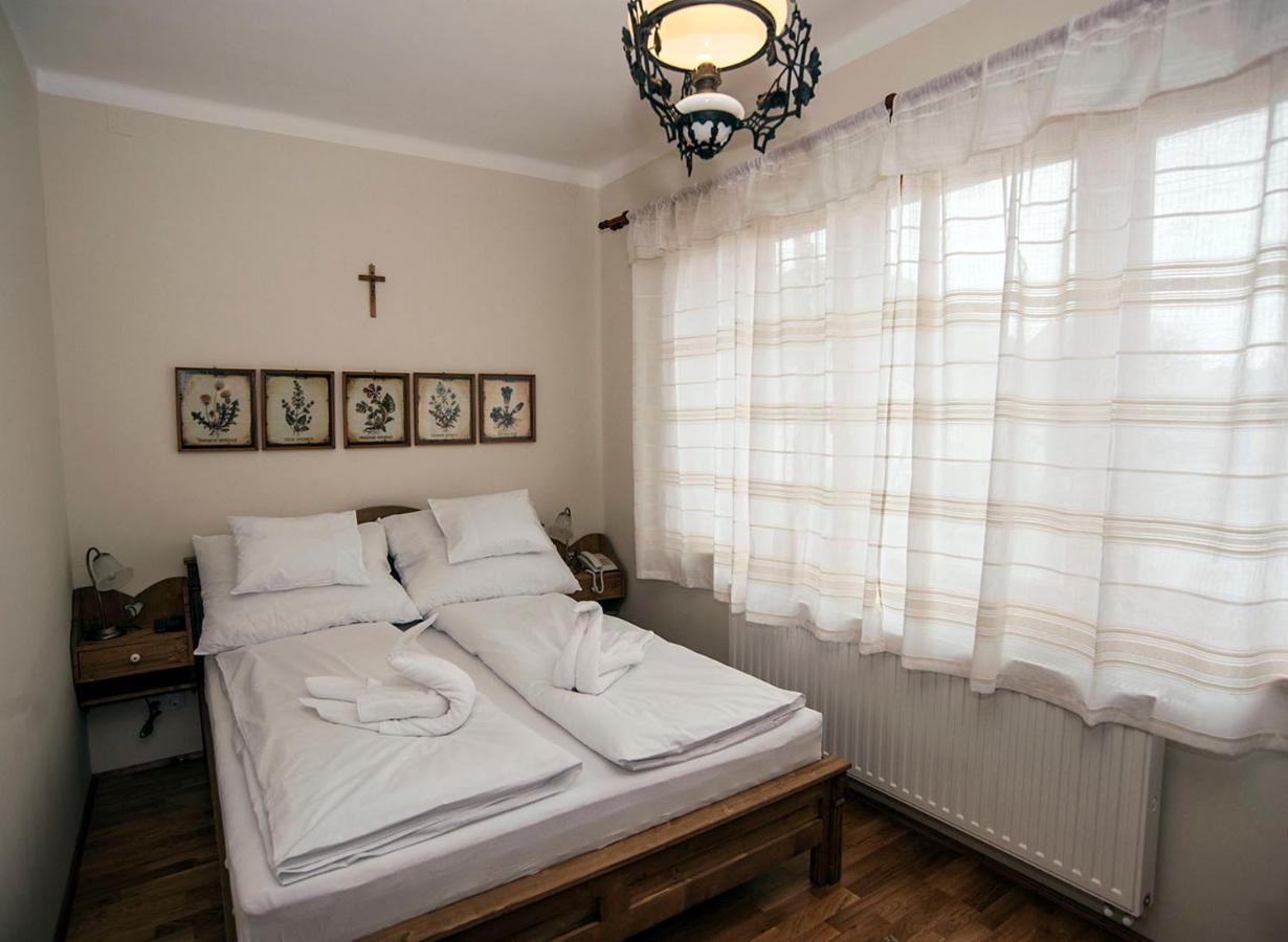 Szent Gellert Borhaz Es Vendegfogado Bed & Breakfast Makó Eksteriør bilde